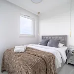 Starowiejska 67c Sea Viev 14th Floor Free Garage By Perfect 158